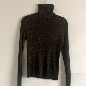 SAKS FIFTH AVENUE Turtleneck
Sweater size M